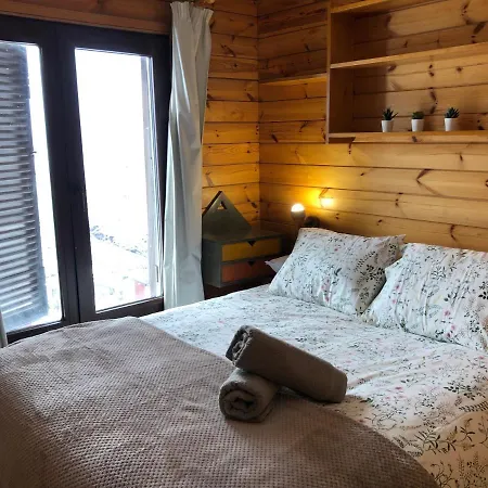 Chalet De Madera